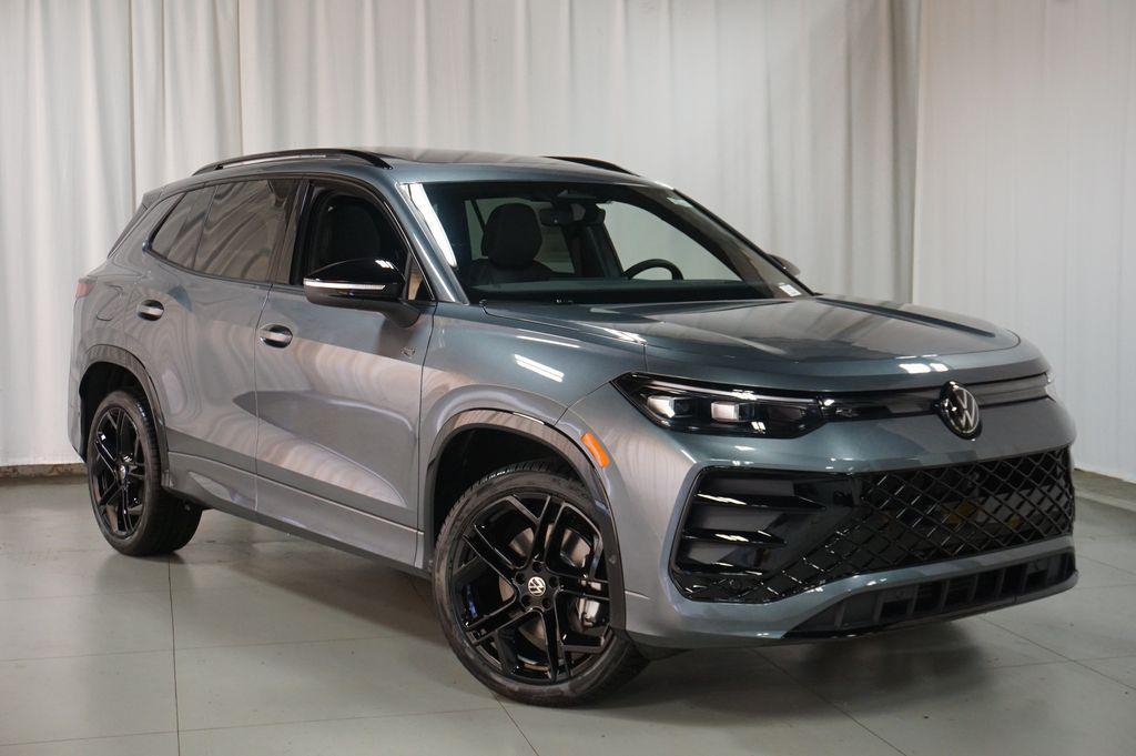new 2026 Volkswagen Tiguan car, priced at $37,354