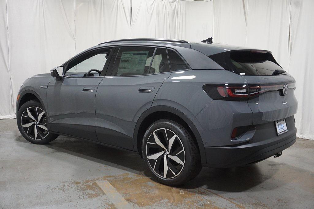 new 2025 Volkswagen ID.4 car, priced at $46,942