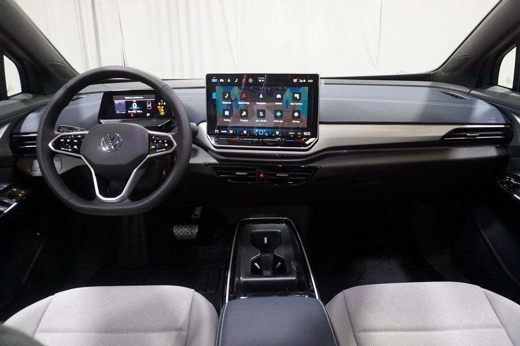 new 2025 Volkswagen ID.4 car, priced at $46,942