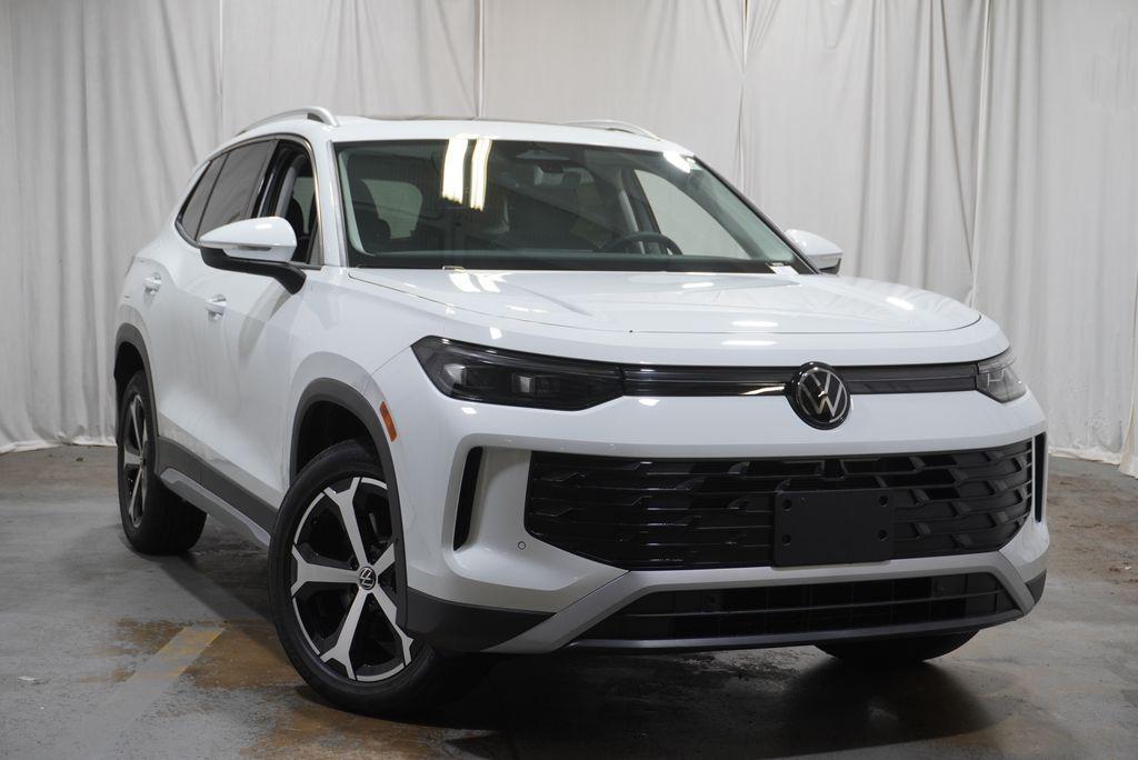 new 2026 Volkswagen Tiguan car, priced at $34,966