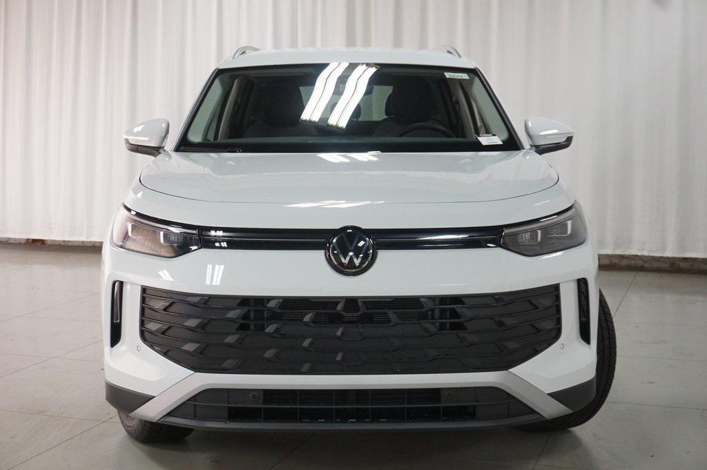 new 2025 Volkswagen Tiguan car, priced at $27,611
