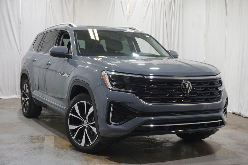 used 2025 Volkswagen Atlas car, priced at $42,790