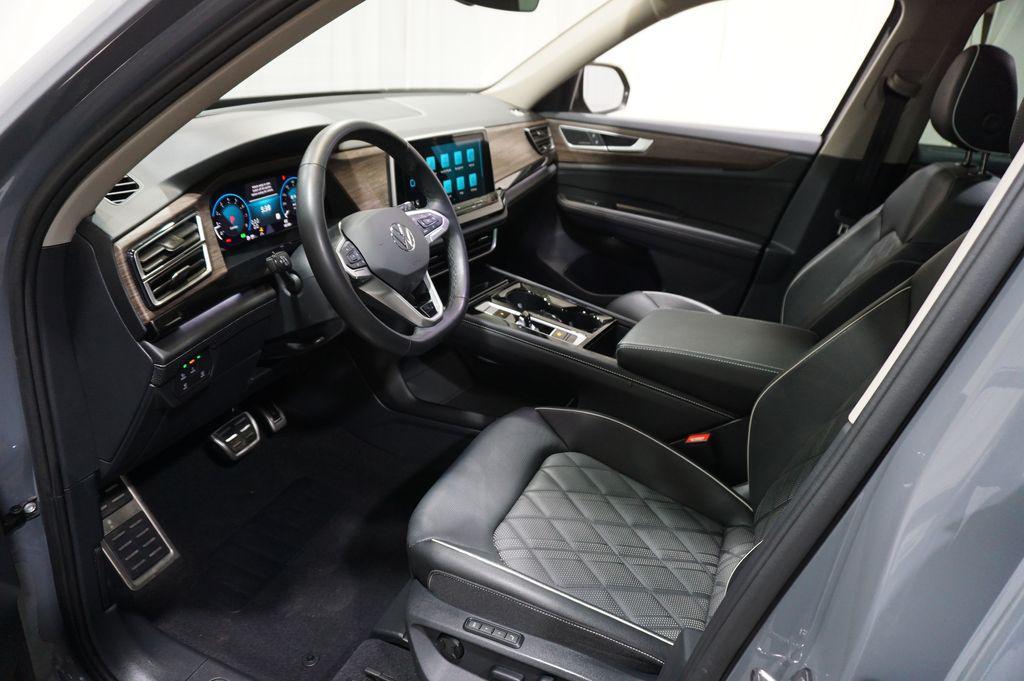 used 2025 Volkswagen Atlas car, priced at $42,790