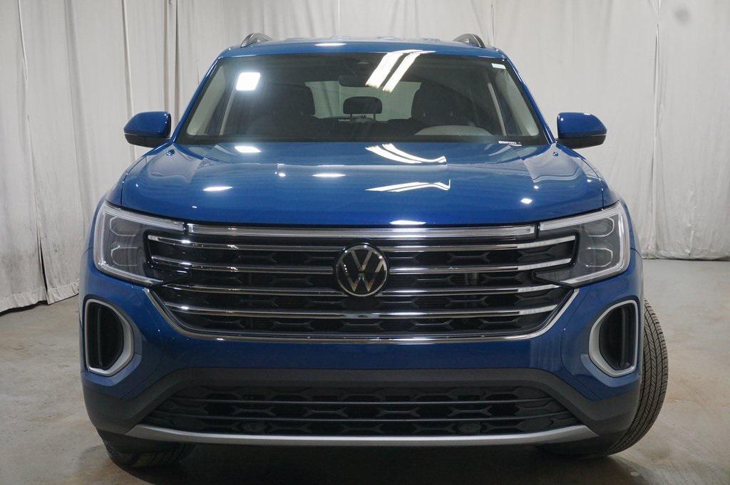 used 2025 Volkswagen Atlas car, priced at $32,990
