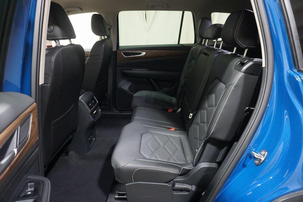 used 2025 Volkswagen Atlas car, priced at $32,990