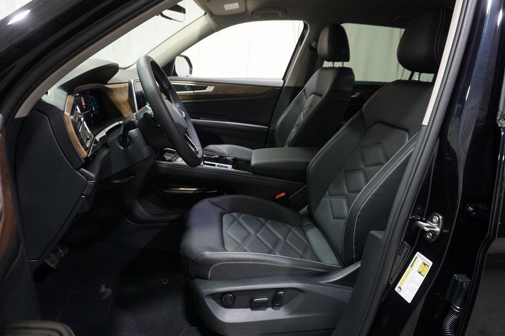 new 2026 Volkswagen Atlas car, priced at $44,588