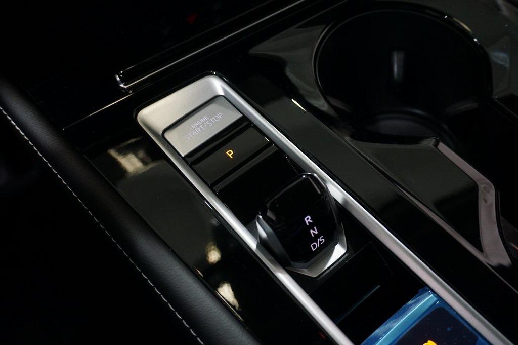 new 2026 Volkswagen Atlas car, priced at $44,588