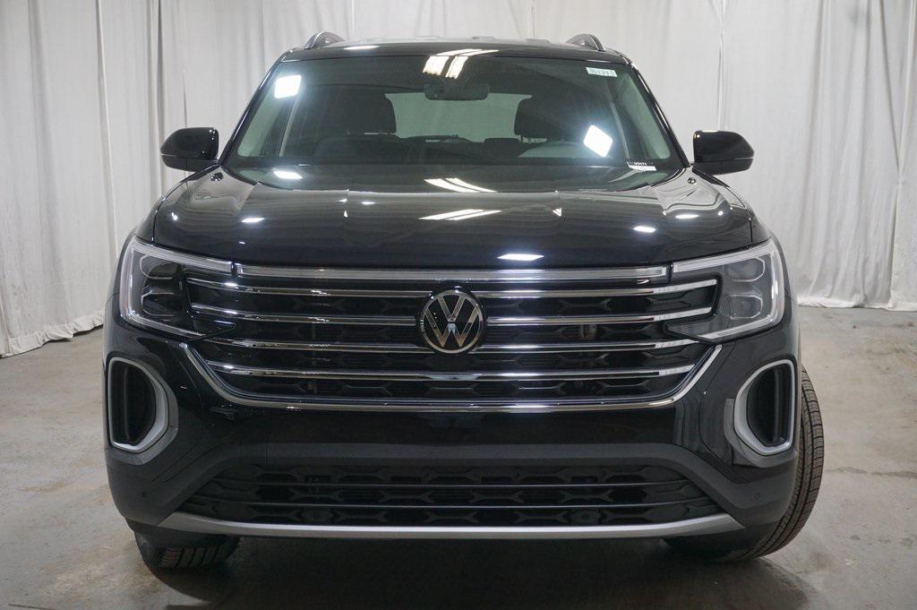 new 2026 Volkswagen Atlas car, priced at $44,588
