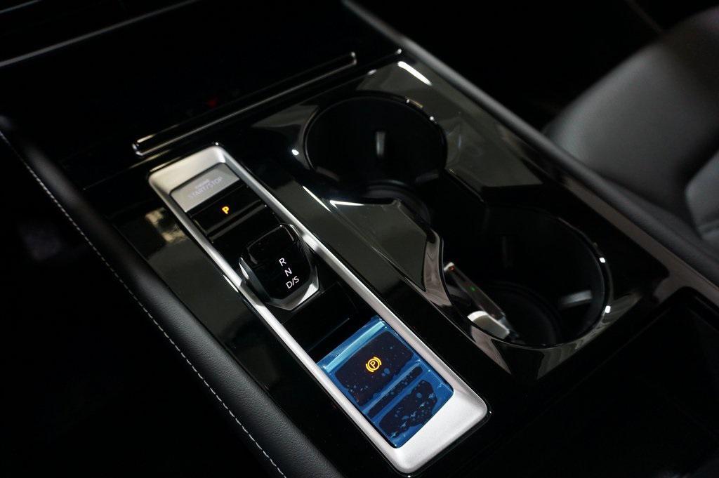 new 2026 Volkswagen Atlas car, priced at $44,588