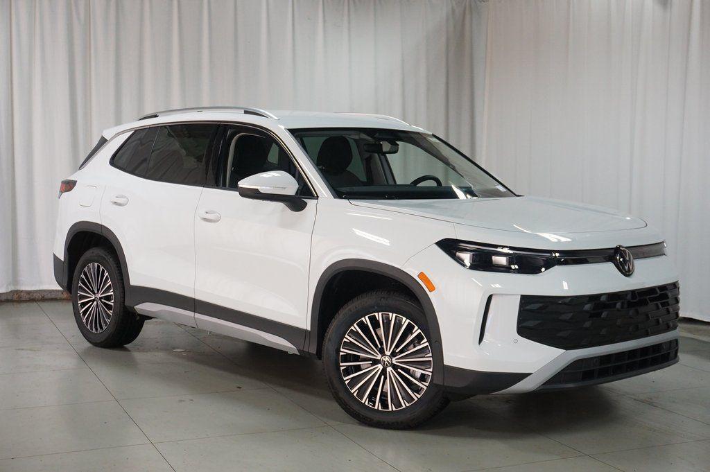 new 2025 Volkswagen Tiguan car, priced at $27,711