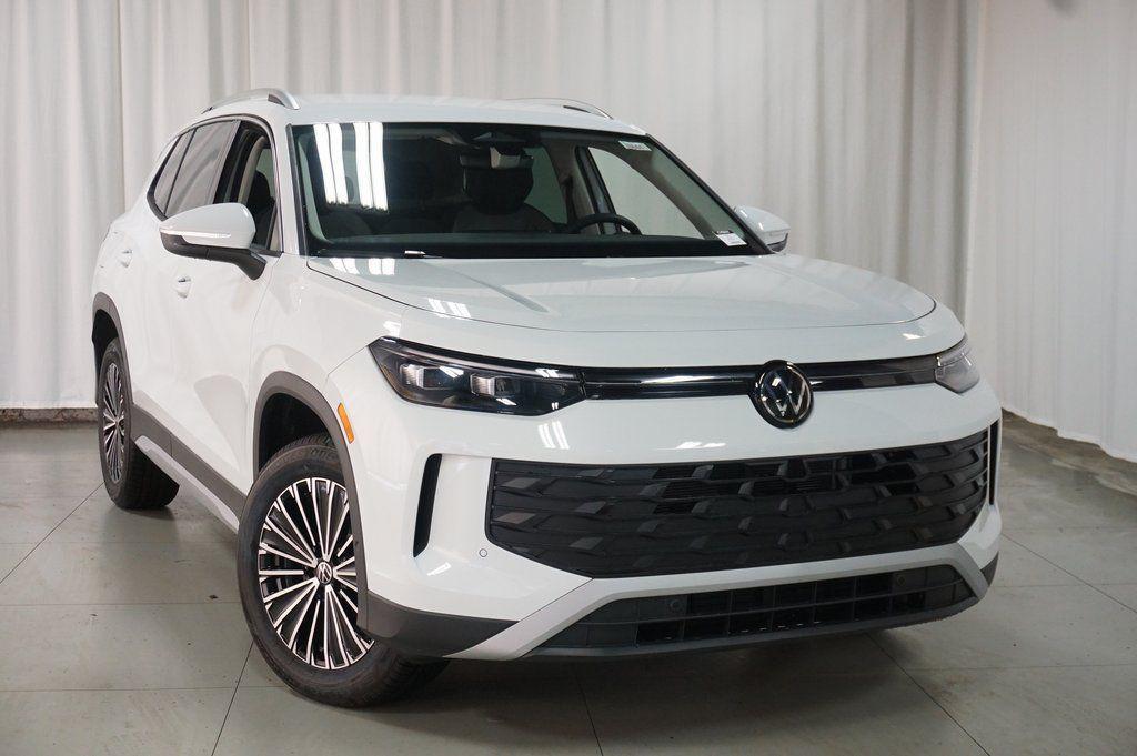 new 2025 Volkswagen Tiguan car, priced at $27,711