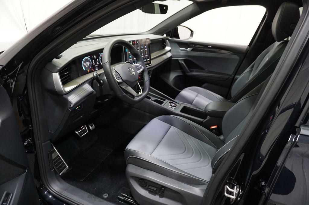 new 2026 Volkswagen Tiguan car, priced at $37,354