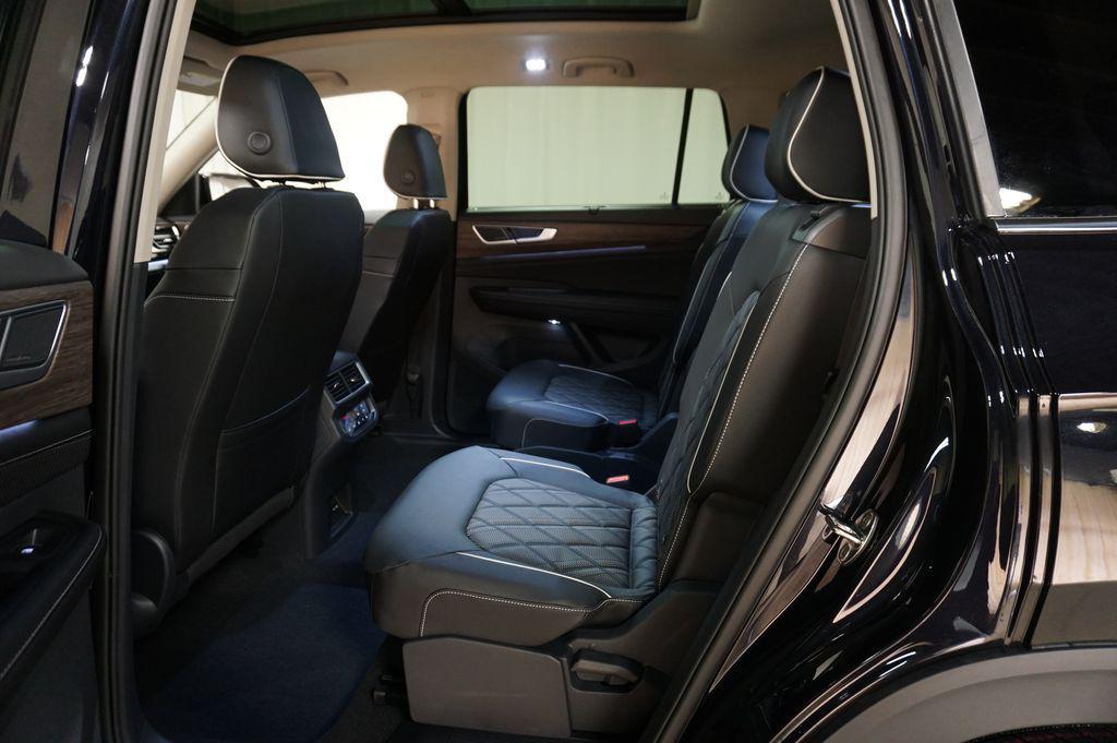 new 2026 Volkswagen Atlas car, priced at $52,279