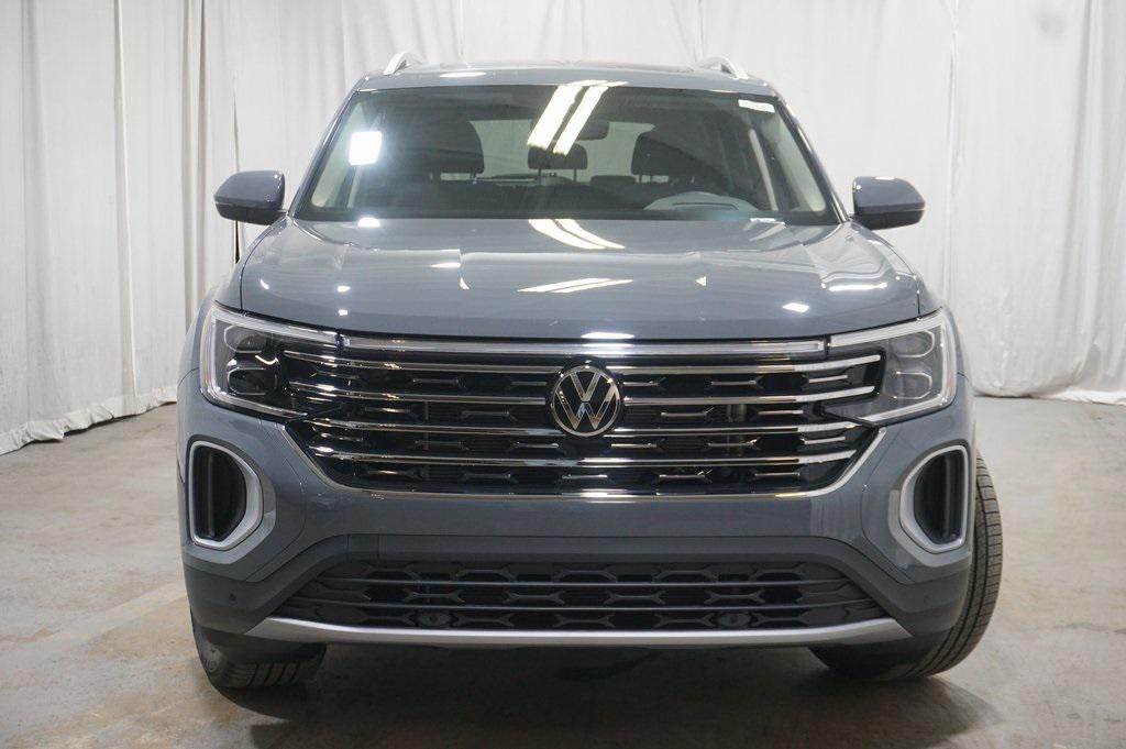 new 2026 Volkswagen Atlas car, priced at $47,773