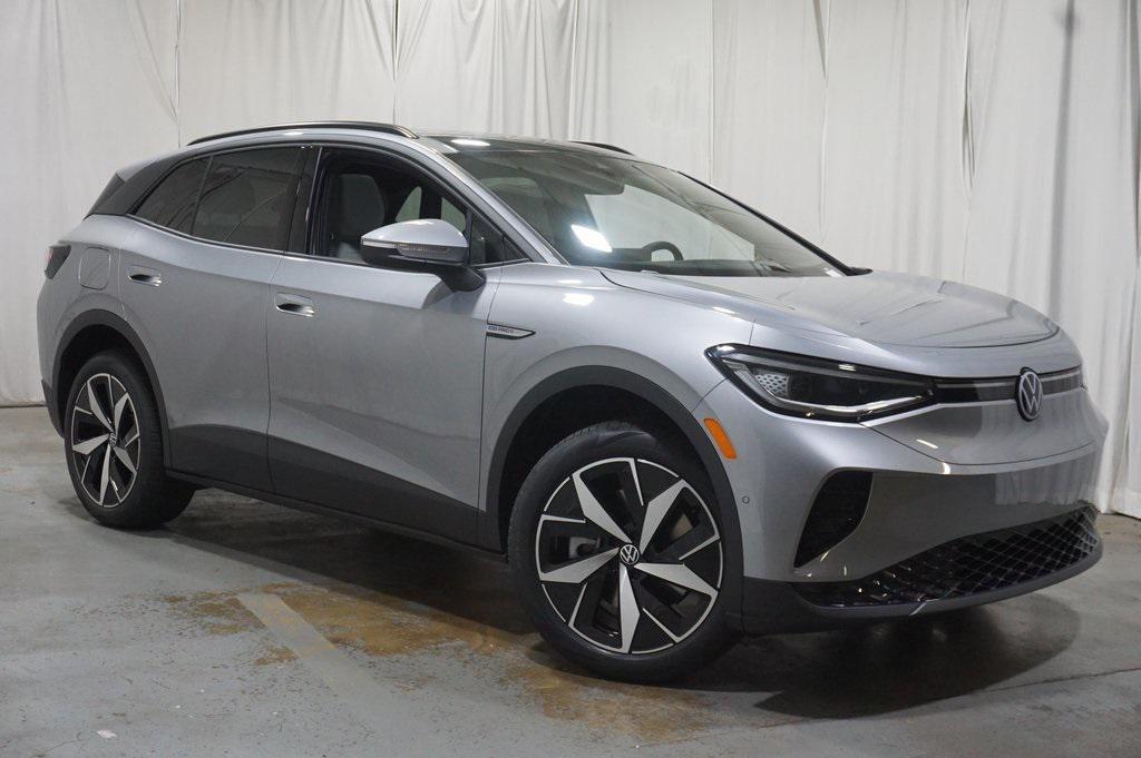 new 2025 Volkswagen ID.4 car, priced at $46,942