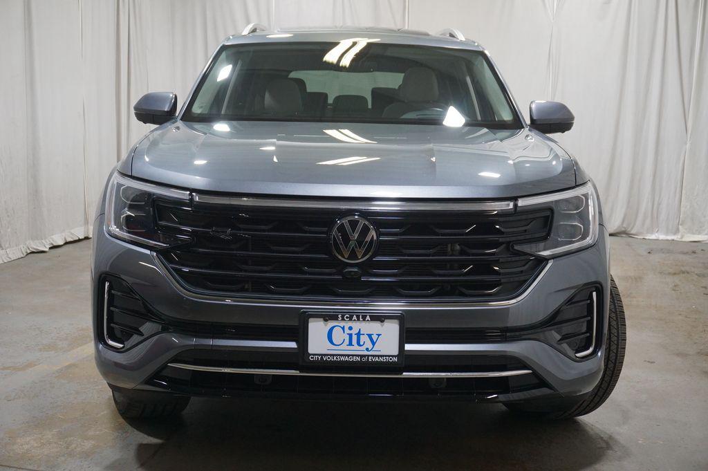 used 2025 Volkswagen Atlas car, priced at $43,490