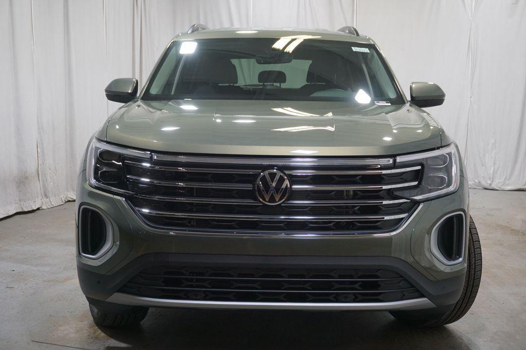 new 2026 Volkswagen Atlas car, priced at $43,490