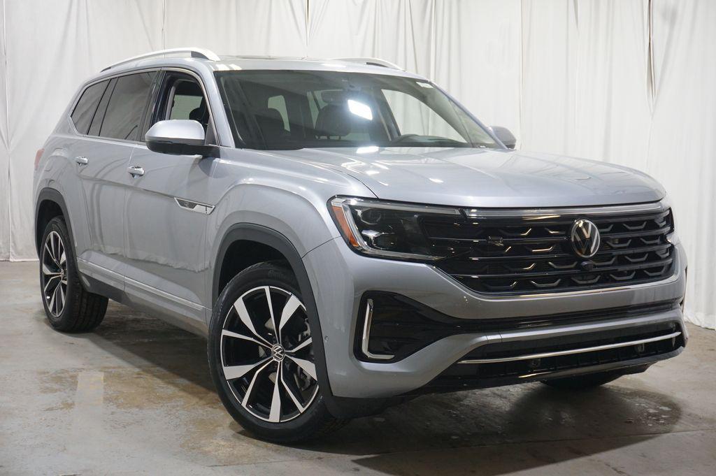 new 2026 Volkswagen Atlas car, priced at $51,681