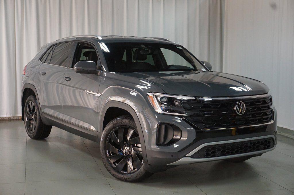 new 2026 Volkswagen Atlas Cross Sport car, priced at $44,052