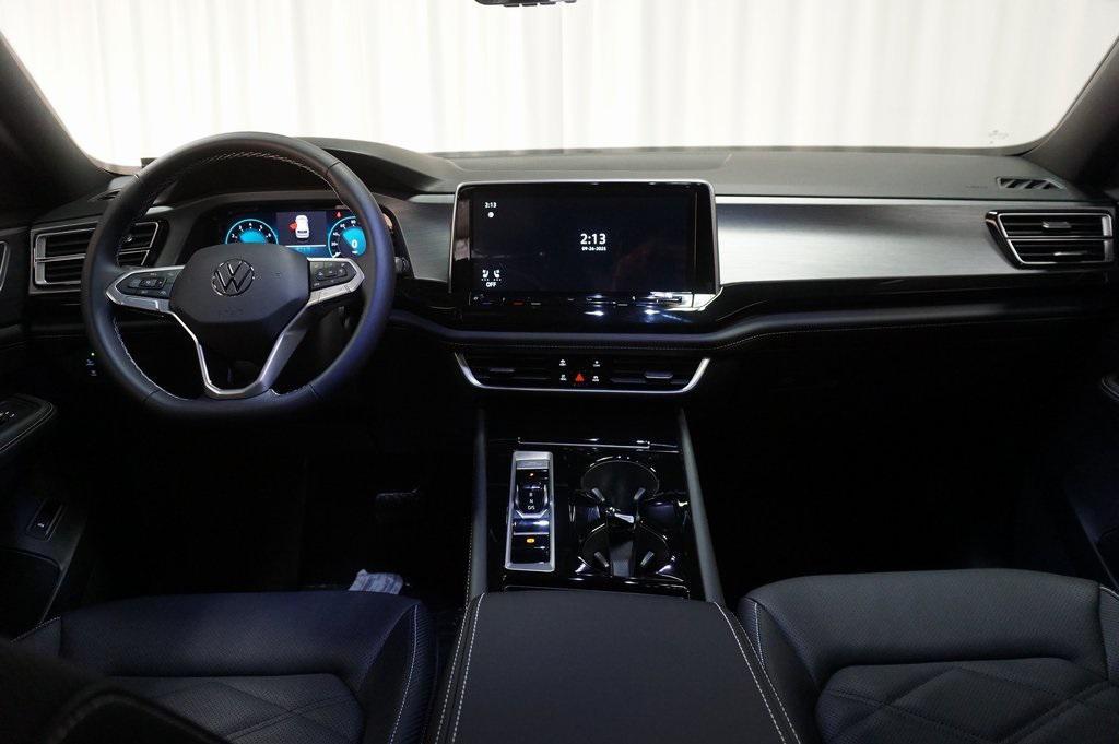 new 2026 Volkswagen Atlas Cross Sport car, priced at $45,052