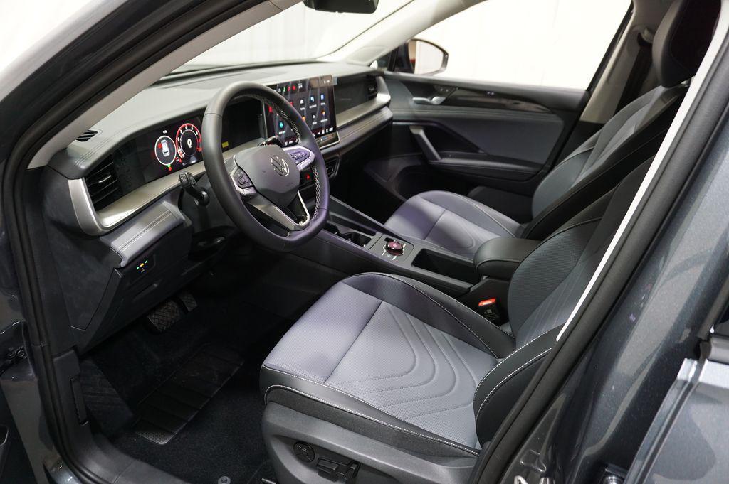 new 2026 Volkswagen Tiguan car, priced at $33,831
