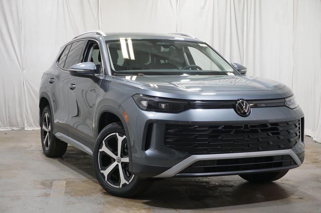 new 2026 Volkswagen Tiguan car, priced at $33,831