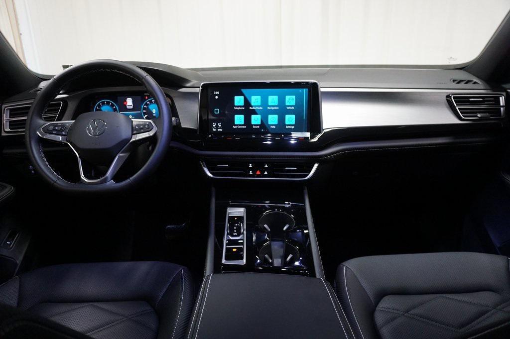 new 2025 Volkswagen Atlas Cross Sport car, priced at $38,309