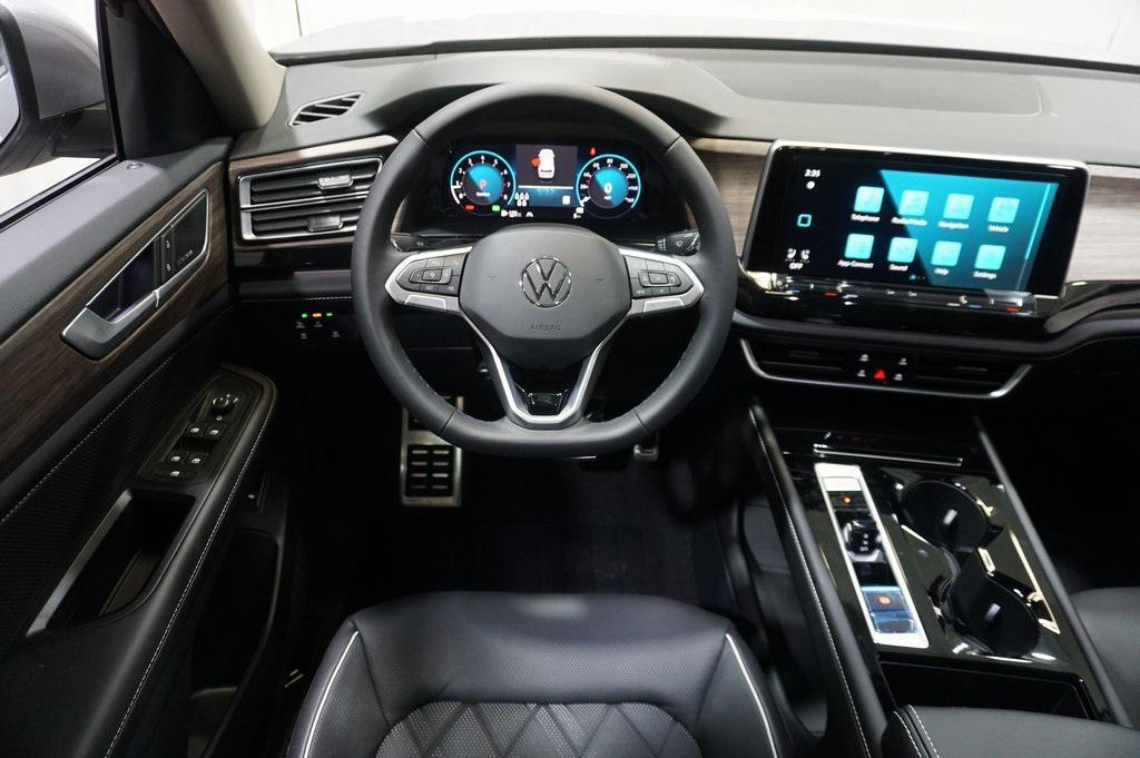new 2026 Volkswagen Atlas car, priced at $52,181