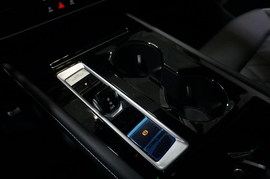 new 2026 Volkswagen Atlas car, priced at $52,181