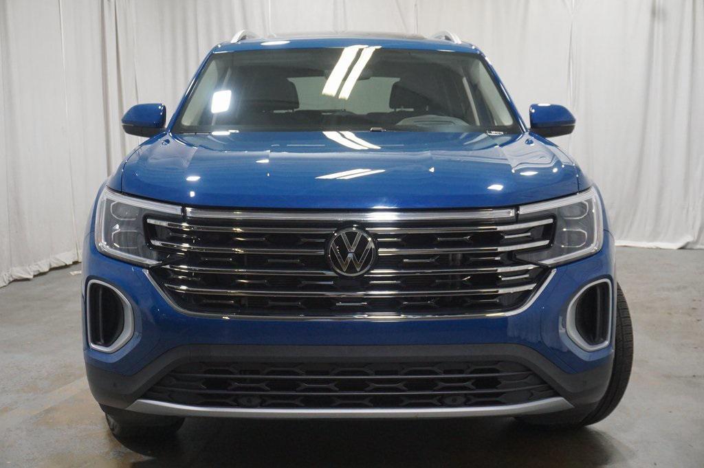 used 2025 Volkswagen Atlas car, priced at $36,490