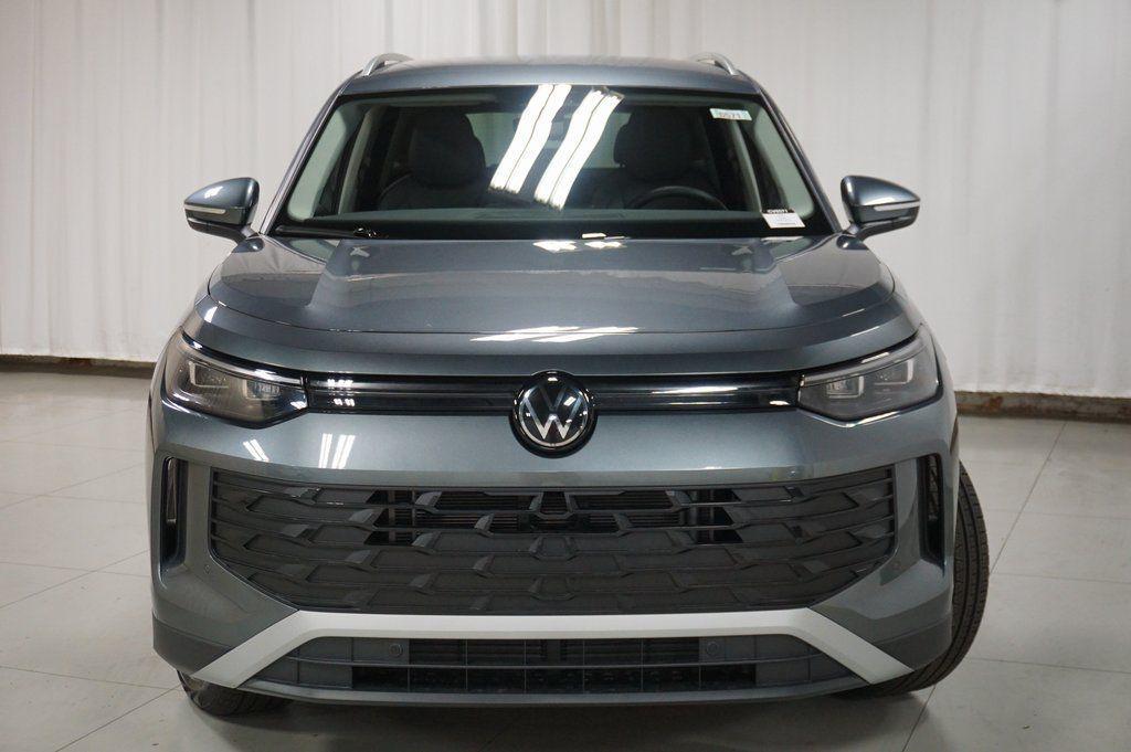 new 2025 Volkswagen Tiguan car, priced at $30,988