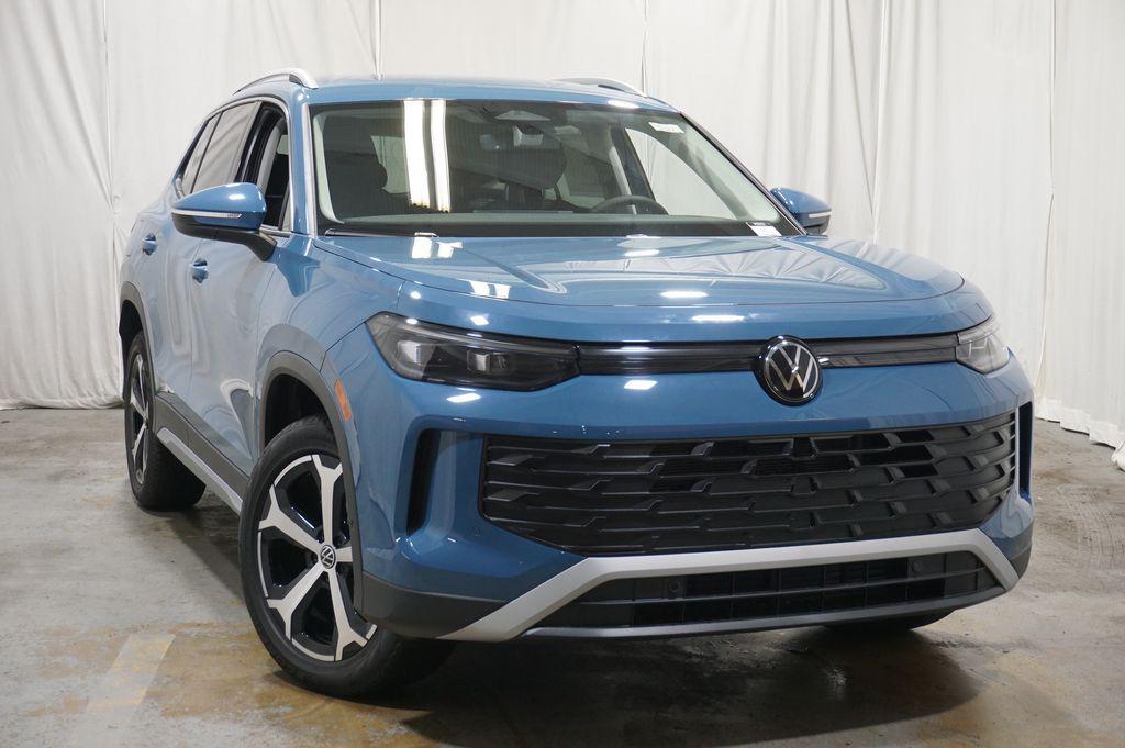 new 2026 Volkswagen Tiguan car, priced at $35,300