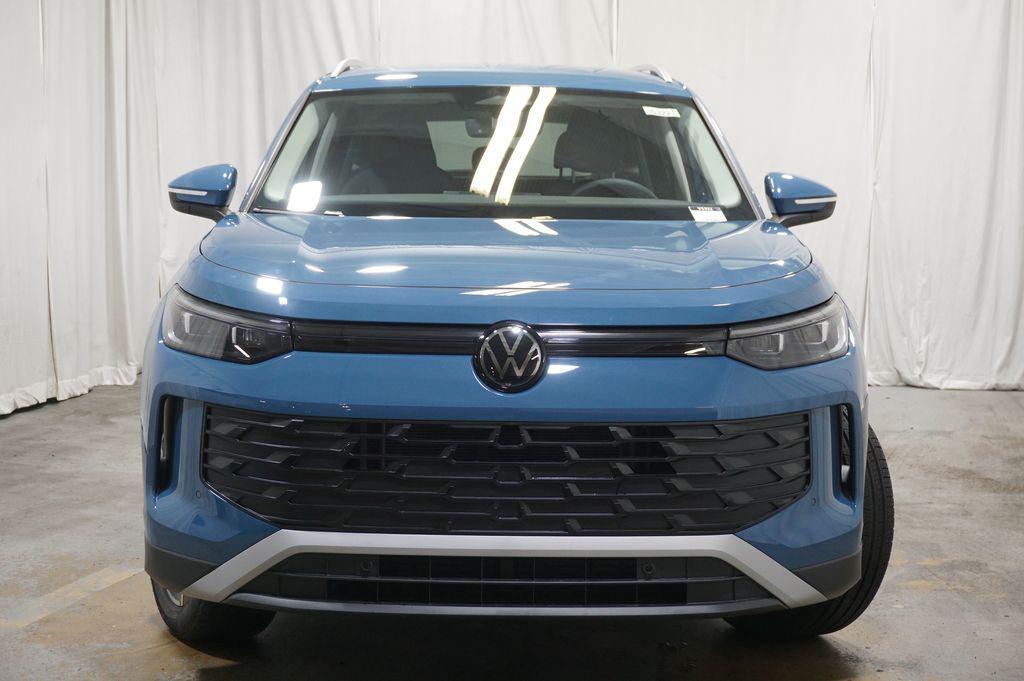 new 2026 Volkswagen Tiguan car, priced at $35,300