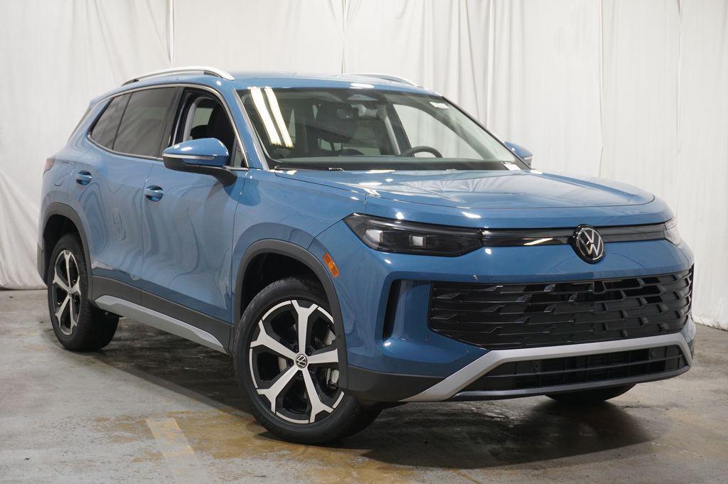 new 2026 Volkswagen Tiguan car, priced at $35,300