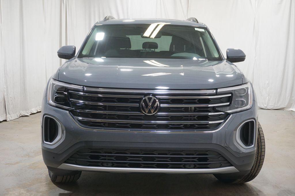 new 2026 Volkswagen Atlas car, priced at $44,959