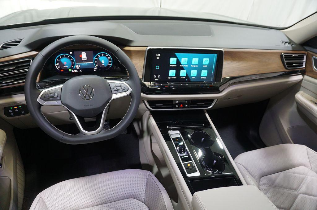 new 2026 Volkswagen Atlas car, priced at $44,522