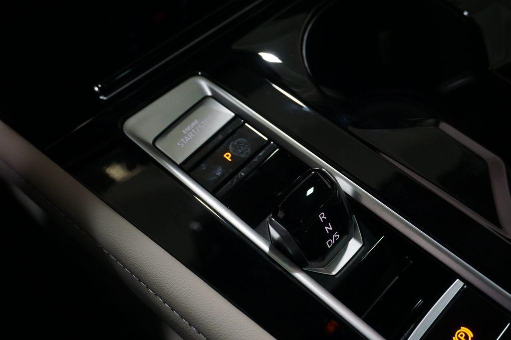 new 2026 Volkswagen Atlas car, priced at $44,522