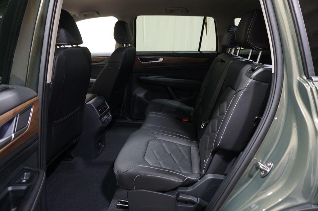 new 2026 Volkswagen Atlas car, priced at $43,490