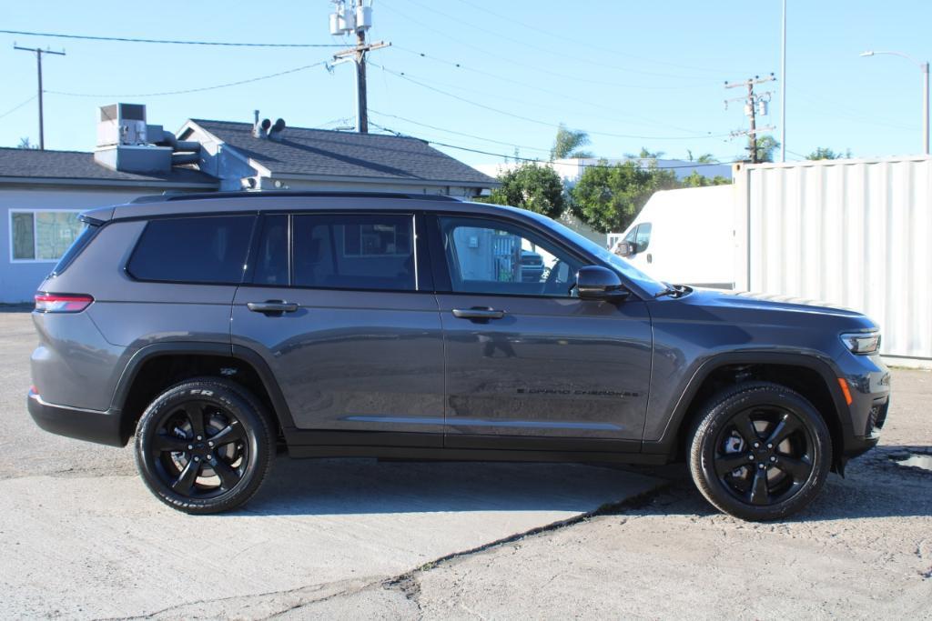 new 2025 Jeep Grand Cherokee L car, priced at $34,200