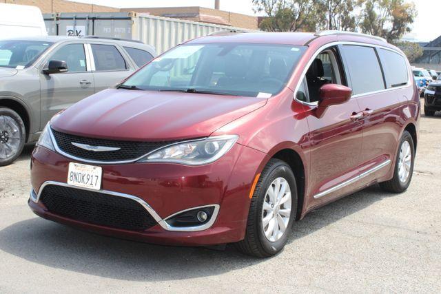 used 2018 Chrysler Pacifica car, priced at $14,990