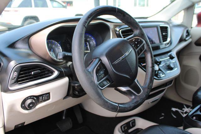 used 2018 Chrysler Pacifica car, priced at $14,990