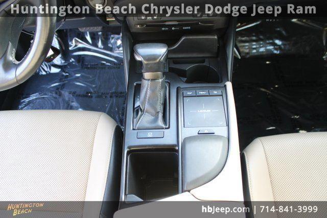 used 2019 Lexus ES 350 car, priced at $20,600