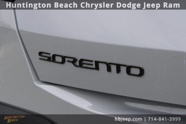 used 2025 Kia Sorento car, priced at $33,300