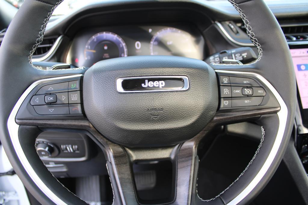 new 2025 Jeep Grand Cherokee L car, priced at $34,900