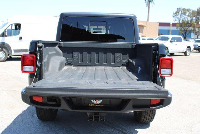 used 2022 Jeep Gladiator car, priced at $25,700