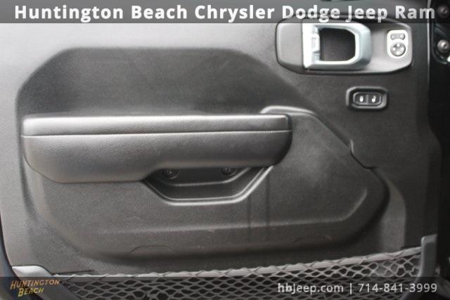 used 2021 Jeep Gladiator car, priced at $33,700