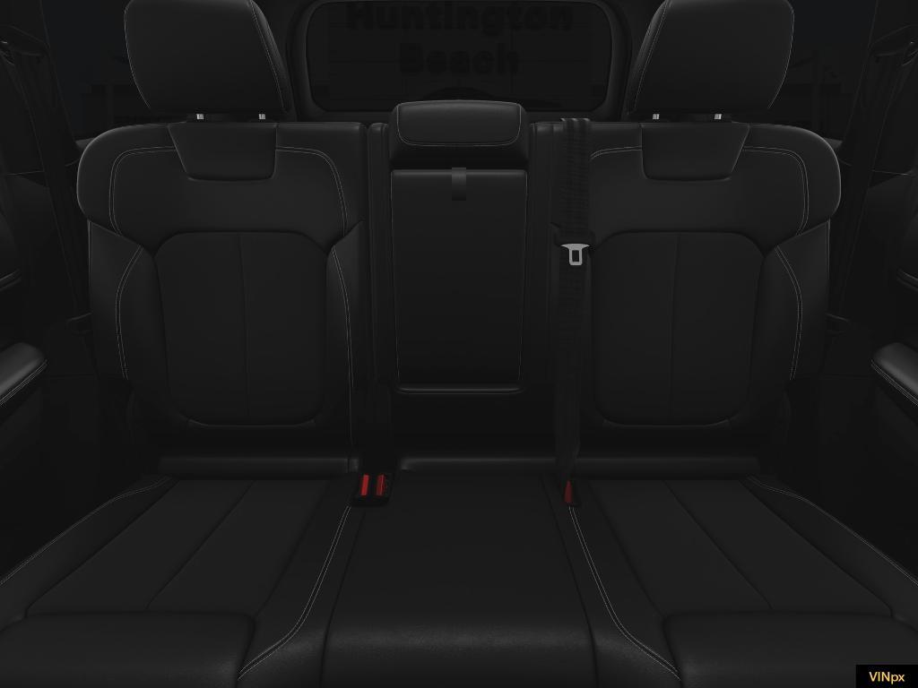 new 2025 Jeep Grand Cherokee car, priced at $28,400