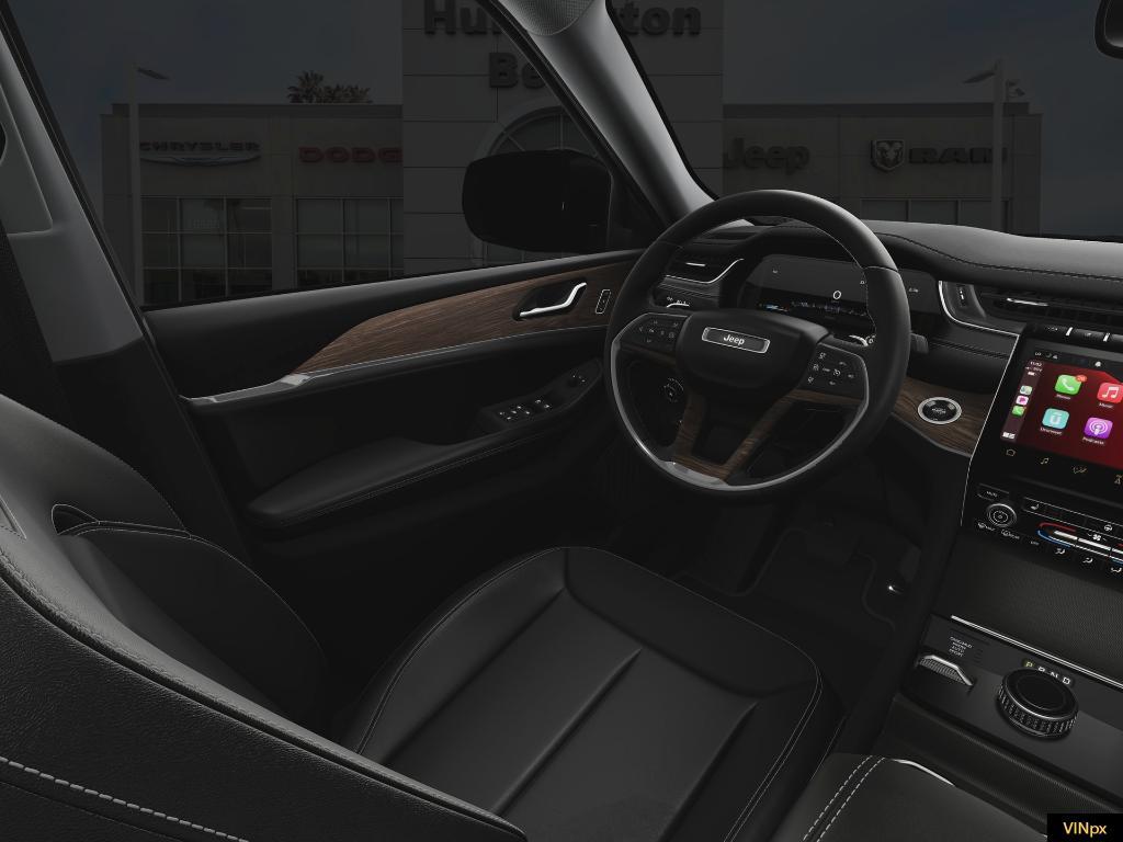 new 2025 Jeep Grand Cherokee car, priced at $47,985