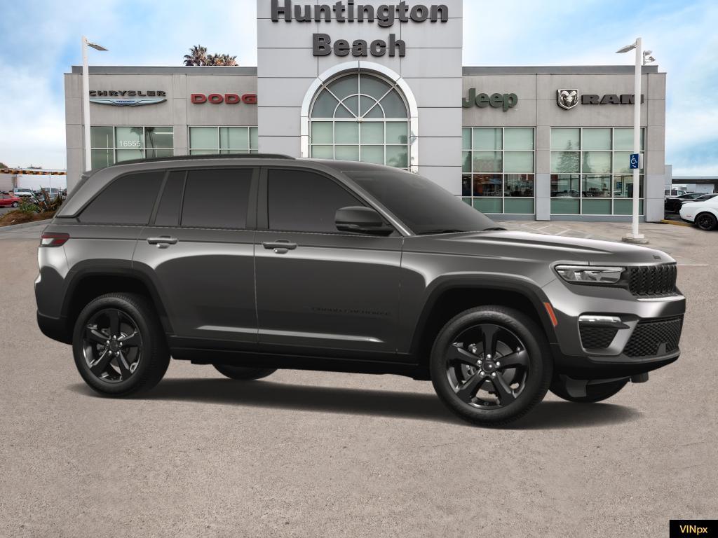 new 2025 Jeep Grand Cherokee car, priced at $47,985