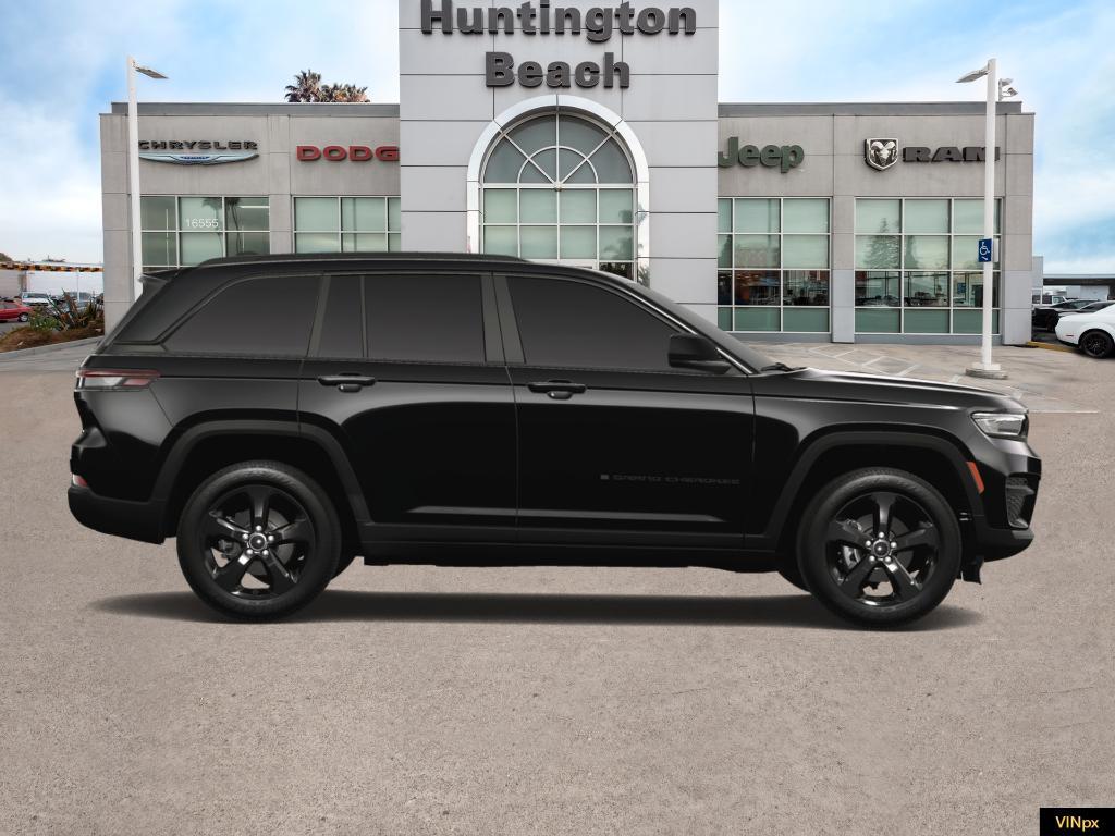 new 2025 Jeep Grand Cherokee car, priced at $39,125